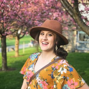 Meet your Posher, Nelly